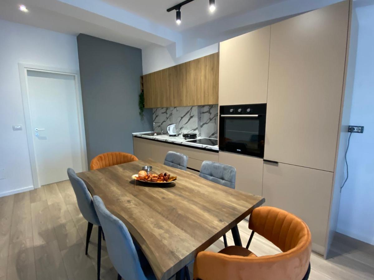 Brand New Apts Located At The City'S Main Square-100 Mbs Wifi Δυρράχιο Εξωτερικό φωτογραφία