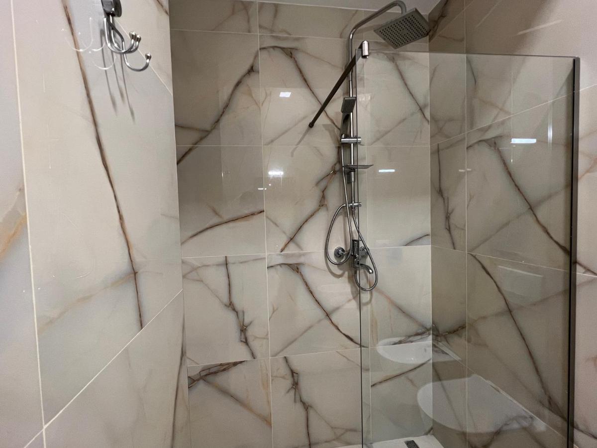 Brand New Apts Located At The City'S Main Square-100 Mbs Wifi Δυρράχιο Εξωτερικό φωτογραφία