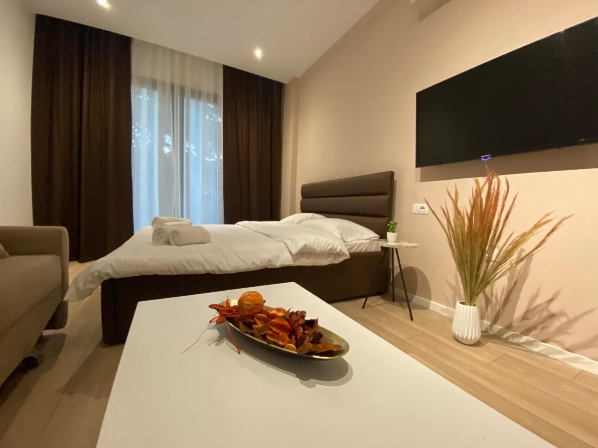 Brand New Apts Located At The City'S Main Square-100 Mbs Wifi Δυρράχιο Εξωτερικό φωτογραφία