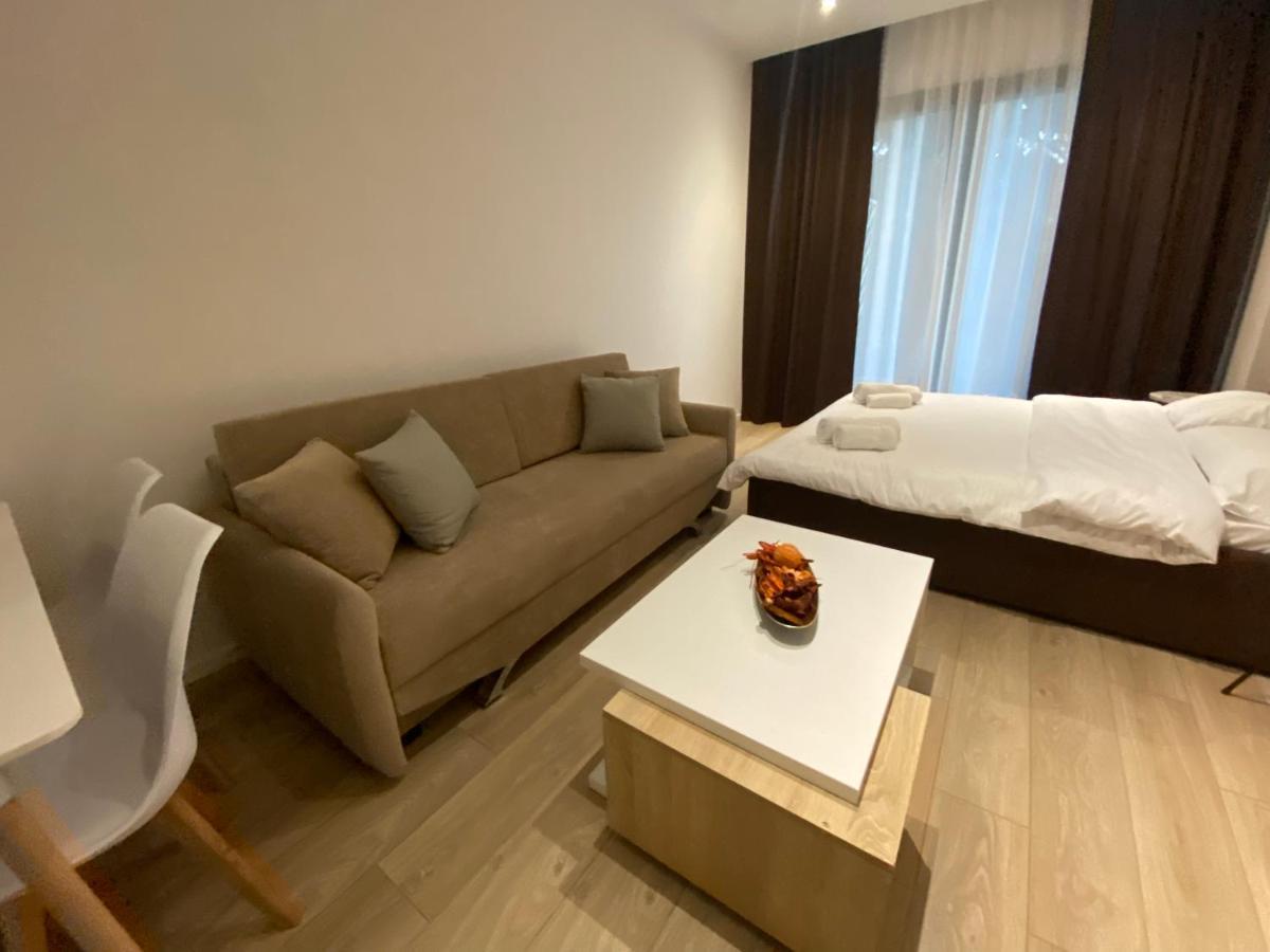 Brand New Apts Located At The City'S Main Square-100 Mbs Wifi Δυρράχιο Εξωτερικό φωτογραφία